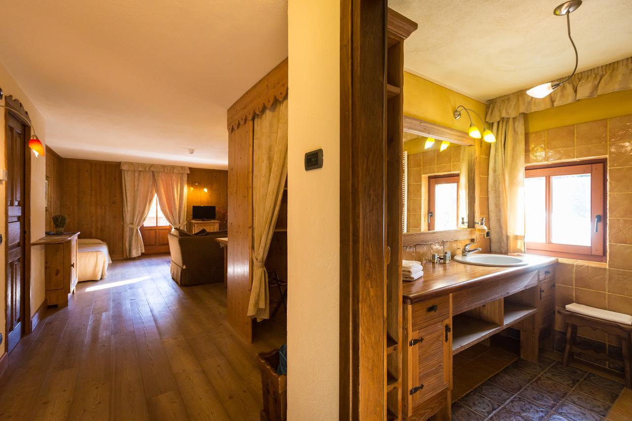 Hotel Lyshaus Gressoney-Saint-Jean Exterior foto